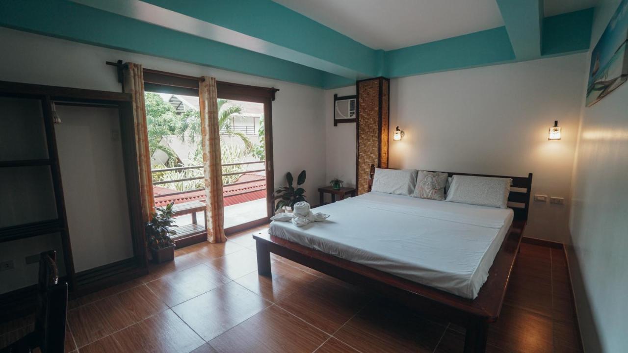 Point 303 Resort General Luna  Exterior photo