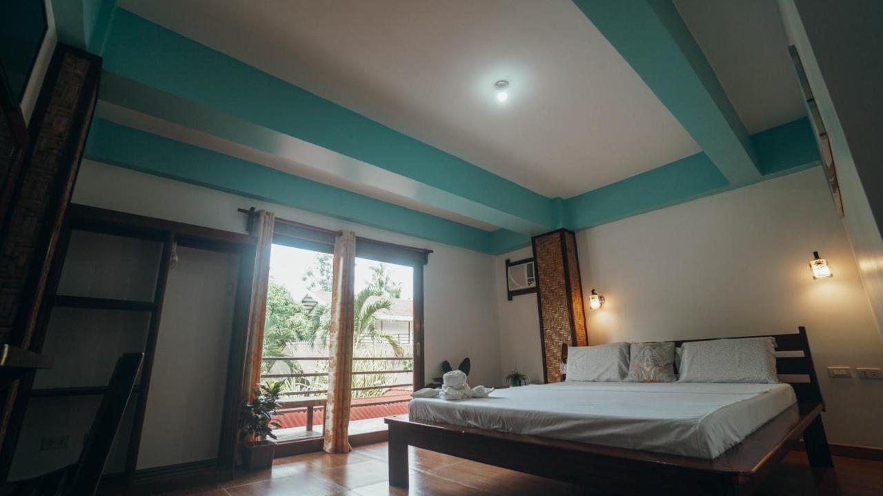 Point 303 Resort General Luna  Exterior photo