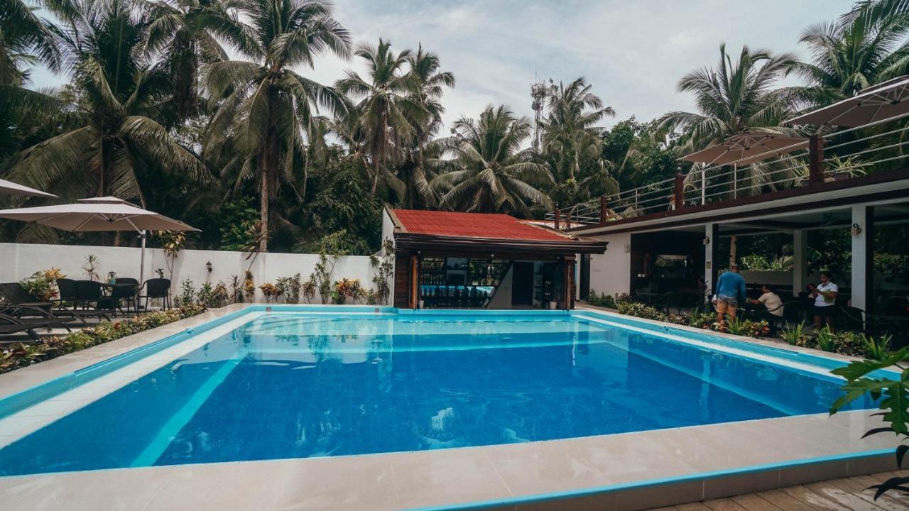 Point 303 Resort General Luna  Exterior photo