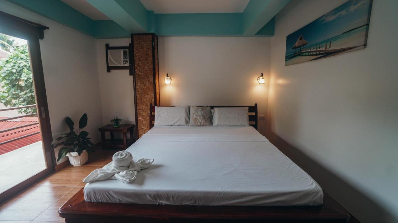 Point 303 Resort General Luna  Exterior photo