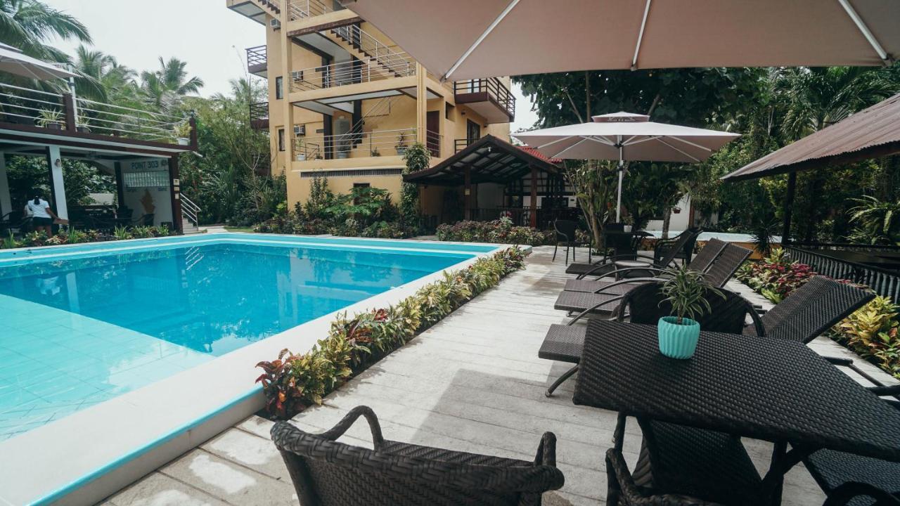 Point 303 Resort General Luna  Exterior photo