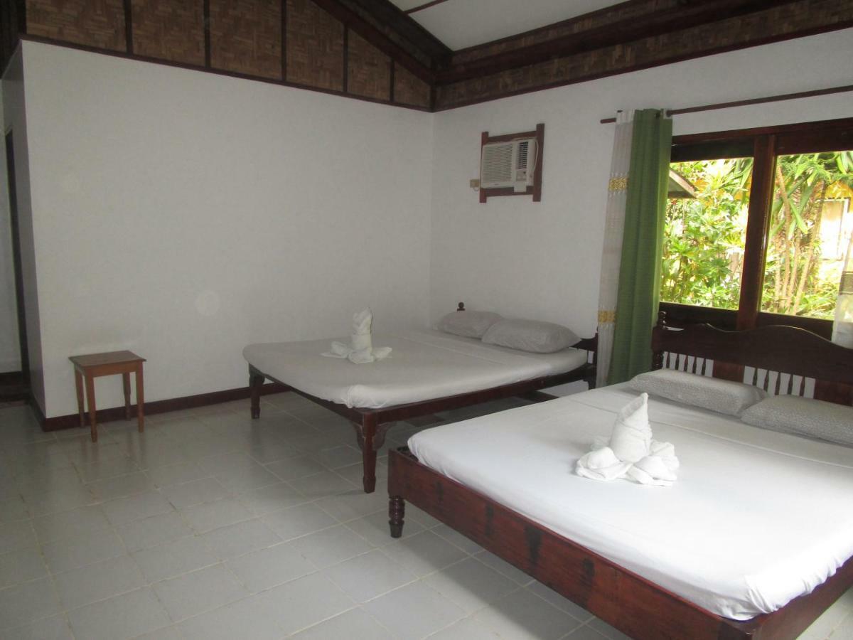 Point 303 Resort General Luna  Exterior photo